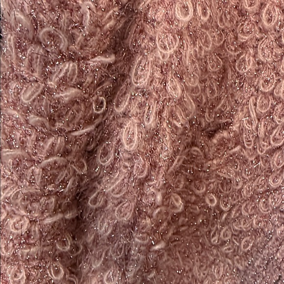 Loveriche SZ L Fuzzy Pink Cardigan W/ Pockets NWT - Picture 3 of 4